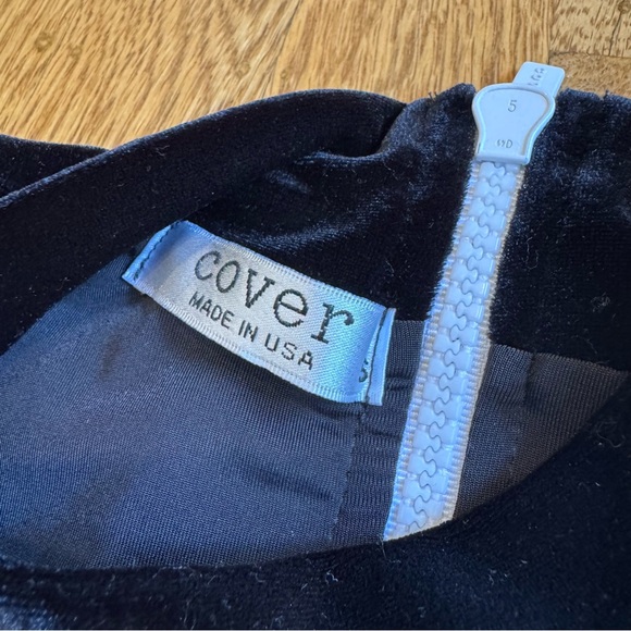 COVER Black Velvet Sleeveless One-Piece Swimsuit SPF 50 Sz Women’s Small NWOT - Picture 5 of 9